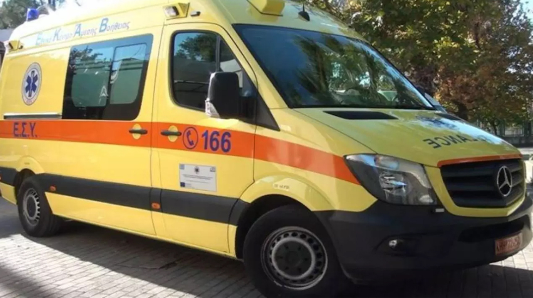 ambulance2423.jpg
