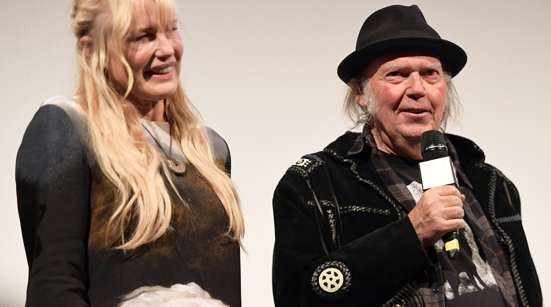 gettyimages-neilyoung.jpg