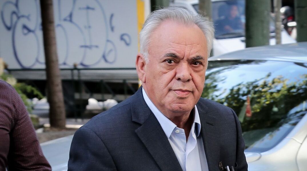 dragasakis.jpg