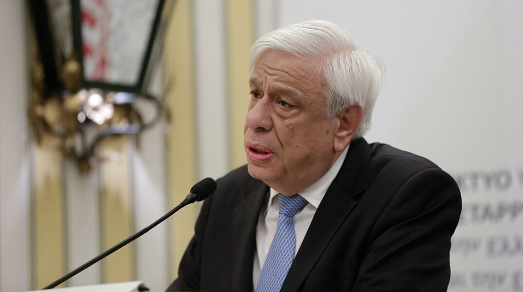 pavlopoulos.jpg