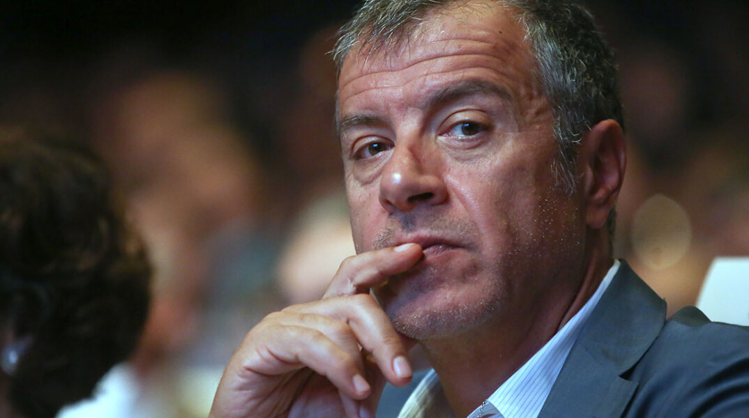 theodorakis.jpg