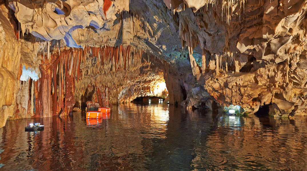 3+1 λόγοι για να επιλέξετε αυτά τα Χριστούγεννα τη Μάνη