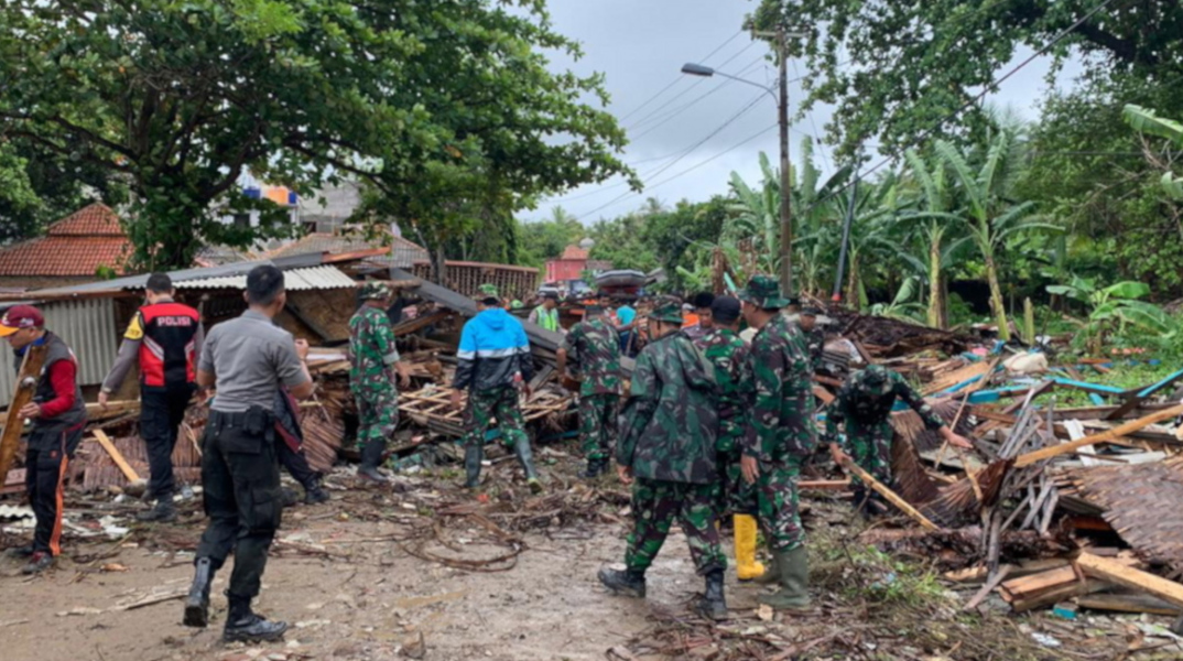 Τσουνάμι στην Ινδονησία