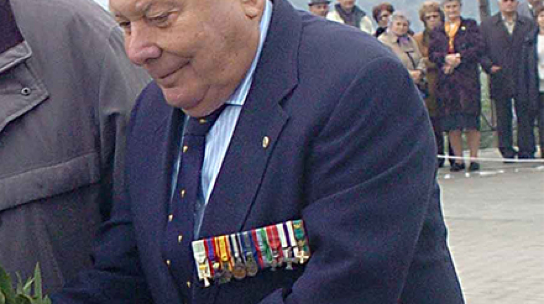 Θέμης Μαρίνος