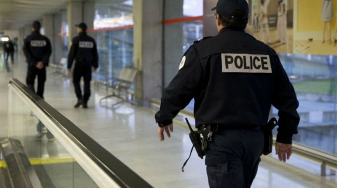  Charles de Gaulle Airpor