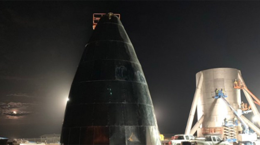 ΕΛΟΝ ΜΑΣΚ / ΔΙΑΣΤΗΜΙΚΟ ΟΧΗΜΑ