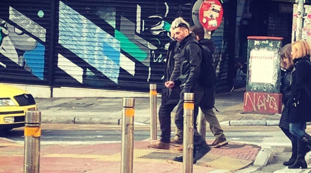 Βόλτα του Κουφοντίνα στο κέντρο της Αθήνας