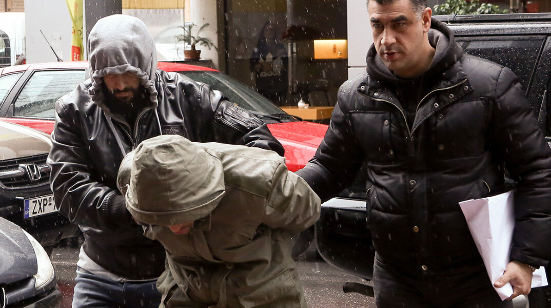 Δολοφονία στον Πειραιά