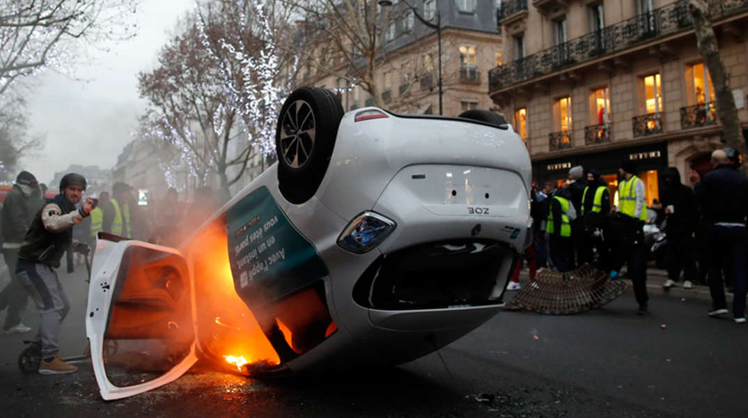 Παρίσι, Κίτρινα Γιλέκα
