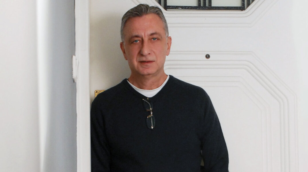 Βασίλης Καρακατσάνης