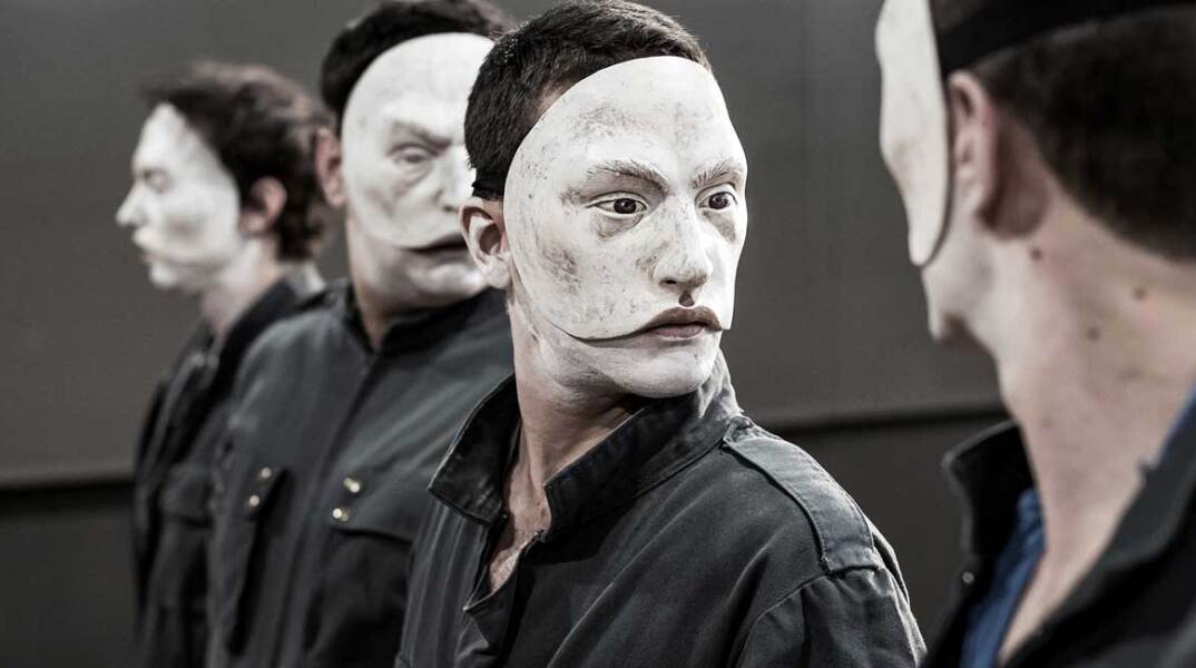 «Ο καταποντισμός του εγωιστή Γιόχαν Φάτσερ» στην Πειραματική του Εθνικού Θεάτρου © Karol Jarek