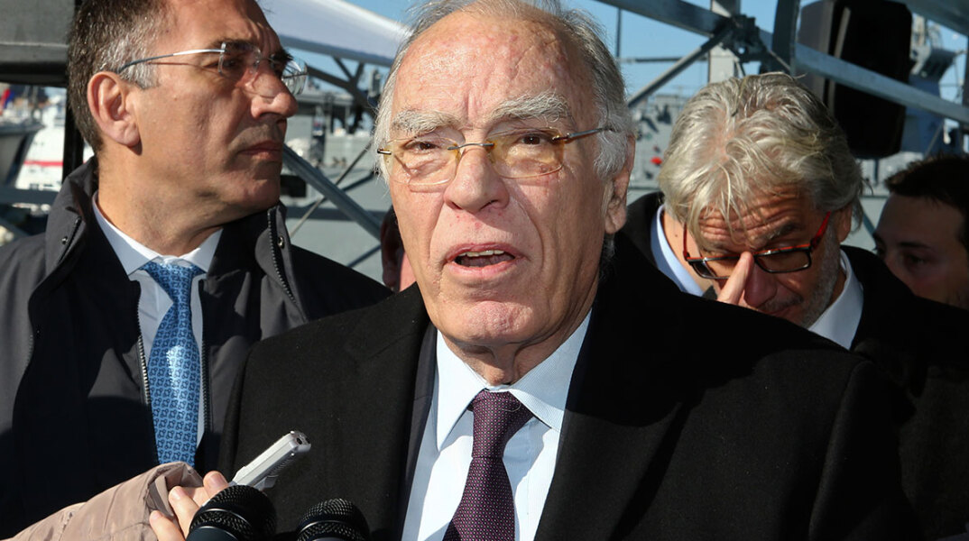 Βασίλης Λεβέντης 