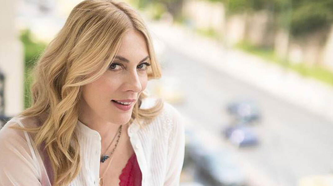 Σμαράγδα Καρύδη