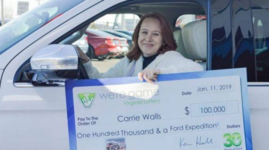 Ο Τραμπ τον άφησε απλήρωτο και η γυναίκα του κέρδισε τη λοταρία