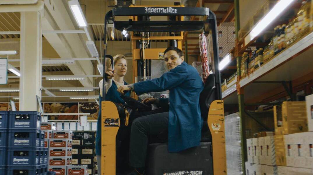 Στους διαδρόμους - In The Aisles