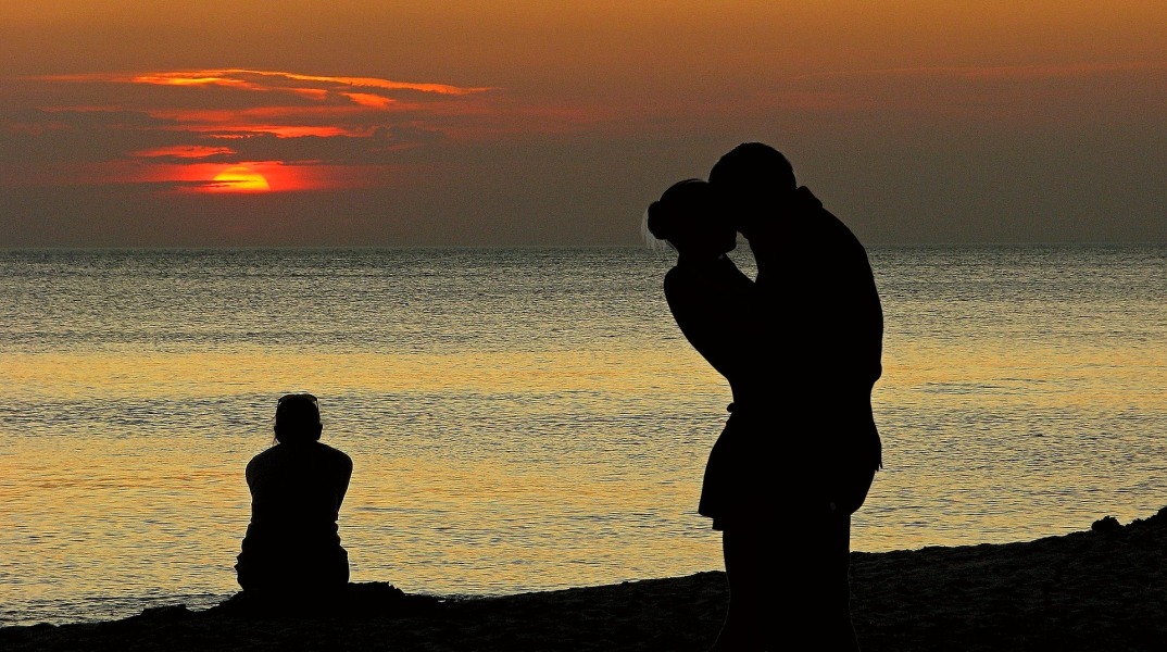 lovers-1468523_1920.jpg