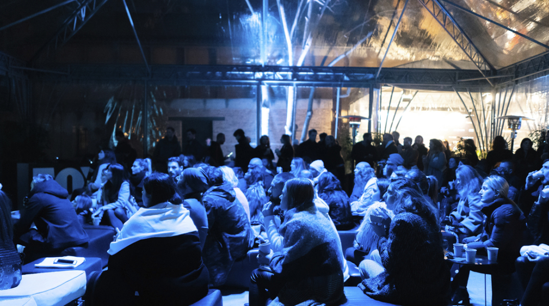 Άποψη από τον εξωτερικό χώρο