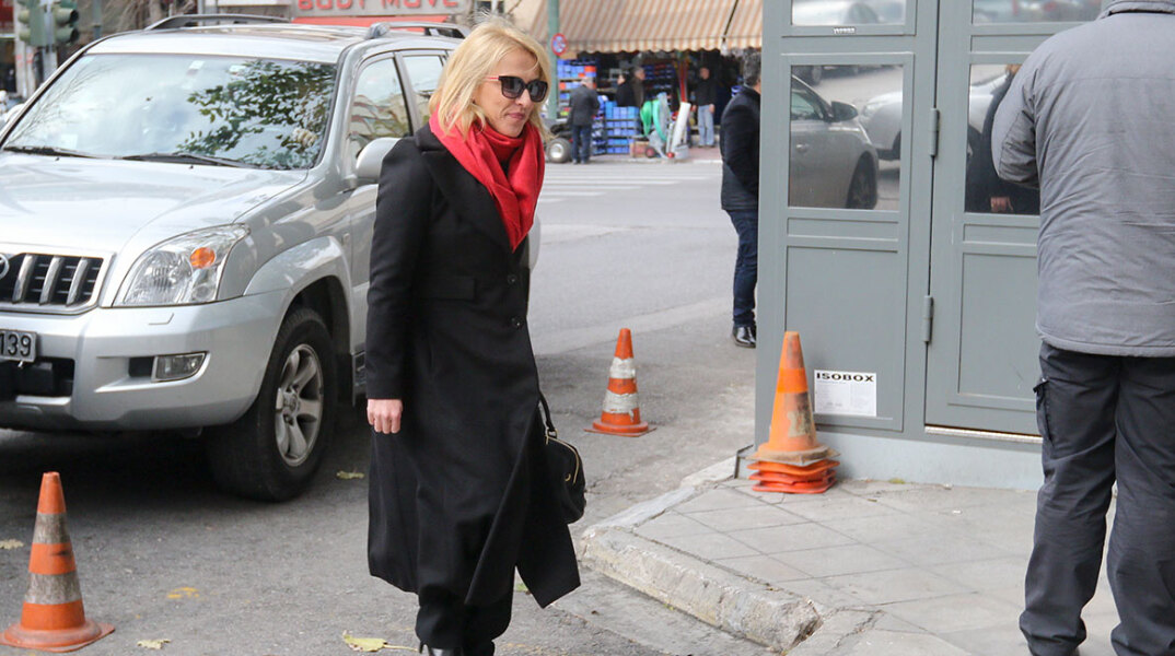 Ρένα Δούρου