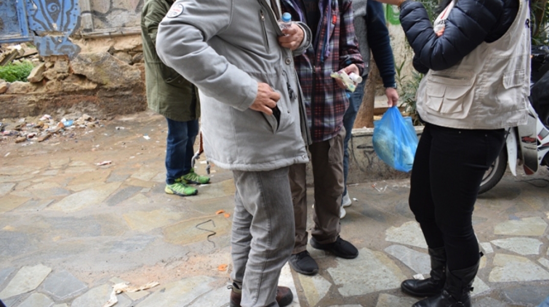 Στο Μεταξουργείο και την Ομόνοια με το streetwork της PRAKSIS 