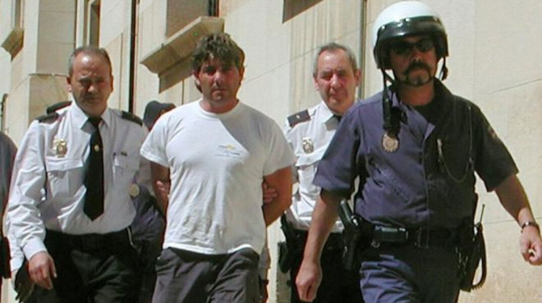 Σκότωσε σύζυγο και την ερωμένη δικηγόρο του