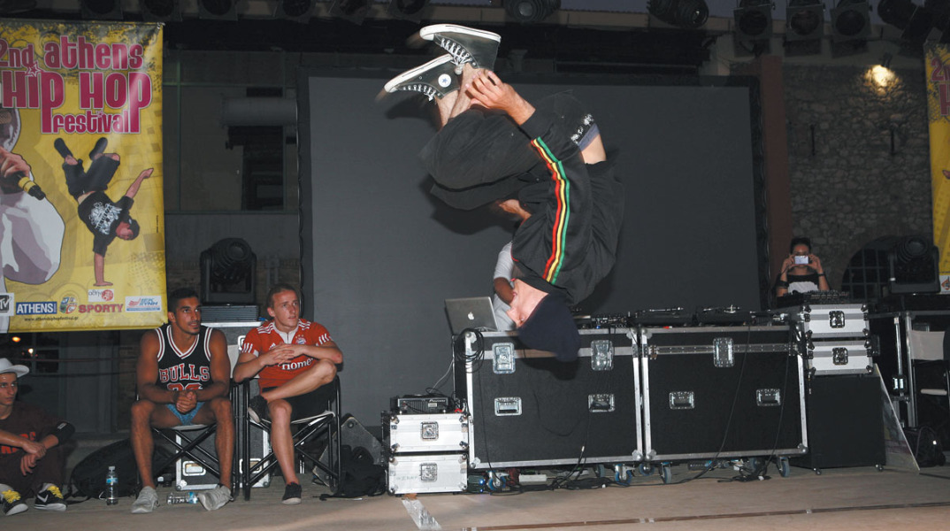 5691_breakdance_05092009.jpg