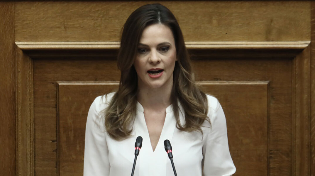 Έφη Αχτσιόγλου