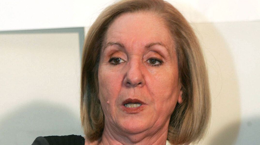 Κάρμεν Ρουγγέρη 