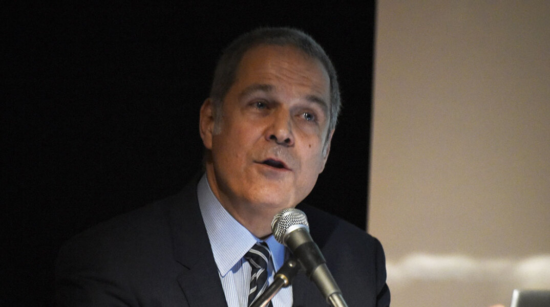 Θάνος Τζήμερος