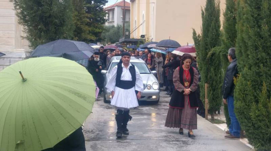 Κηδεύτηκαν οι 3 άτυχες γυναίκες, που σκοτώθηκαν στην ταβέρνα