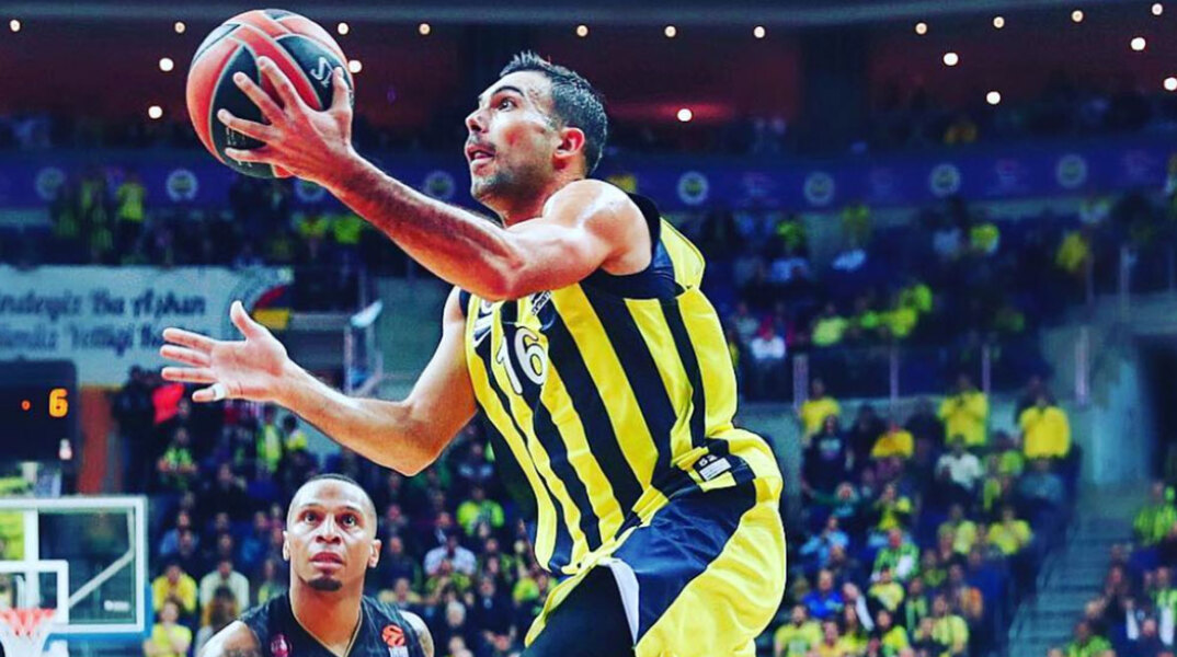 Κώστας Σλούκας