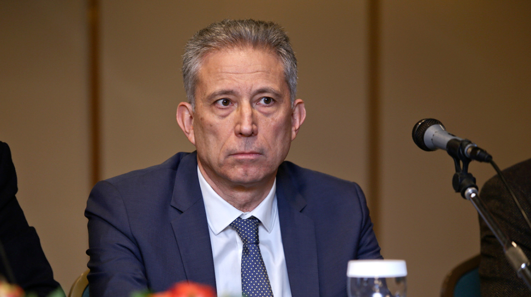 Κώστας Χρυσόγονος