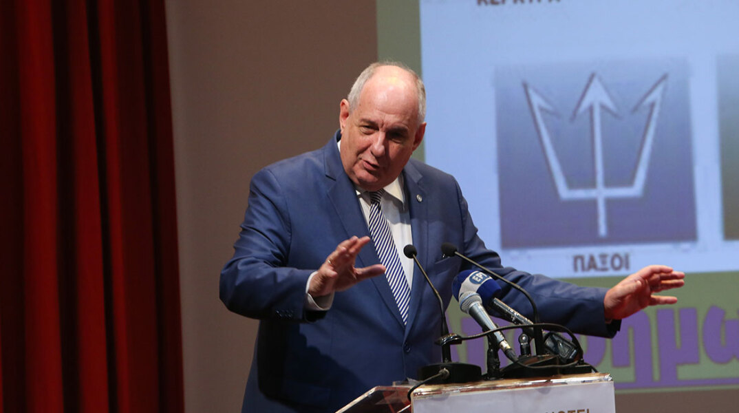 Τέρενς Κουίκ