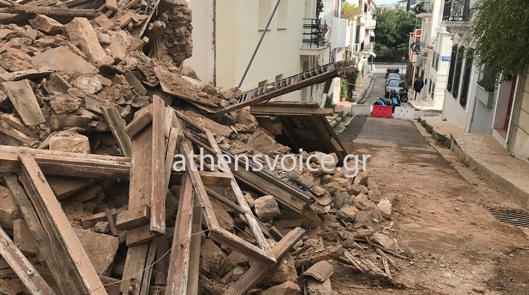 Κατάρρευση κτιρίου στην Πνύκα