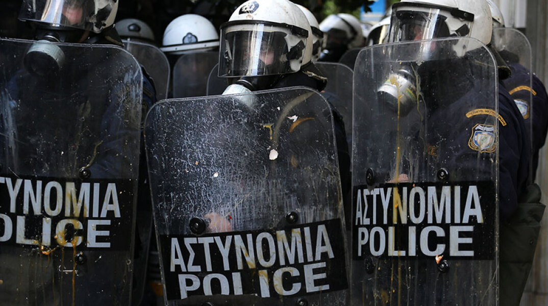 Άνδρες των ΜΑΤ