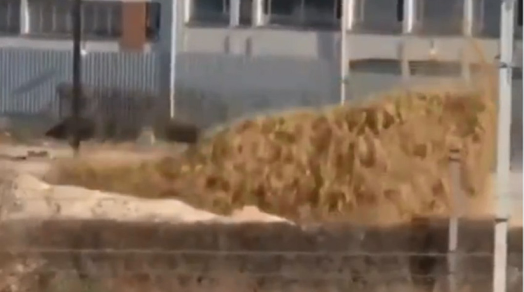 Παρίσι - Εξουδετέρωση βόμβας του Β' Παγκοσμίου Πολέμου