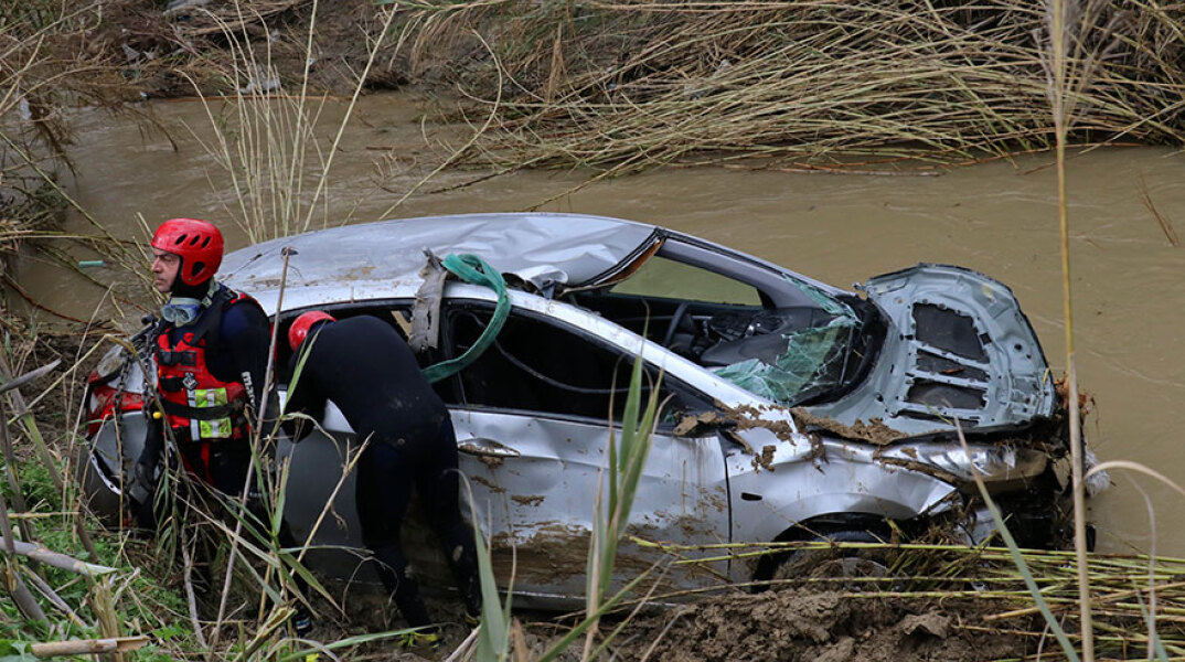 Το αυτοκίνητο στον Γεροπόταμο  
