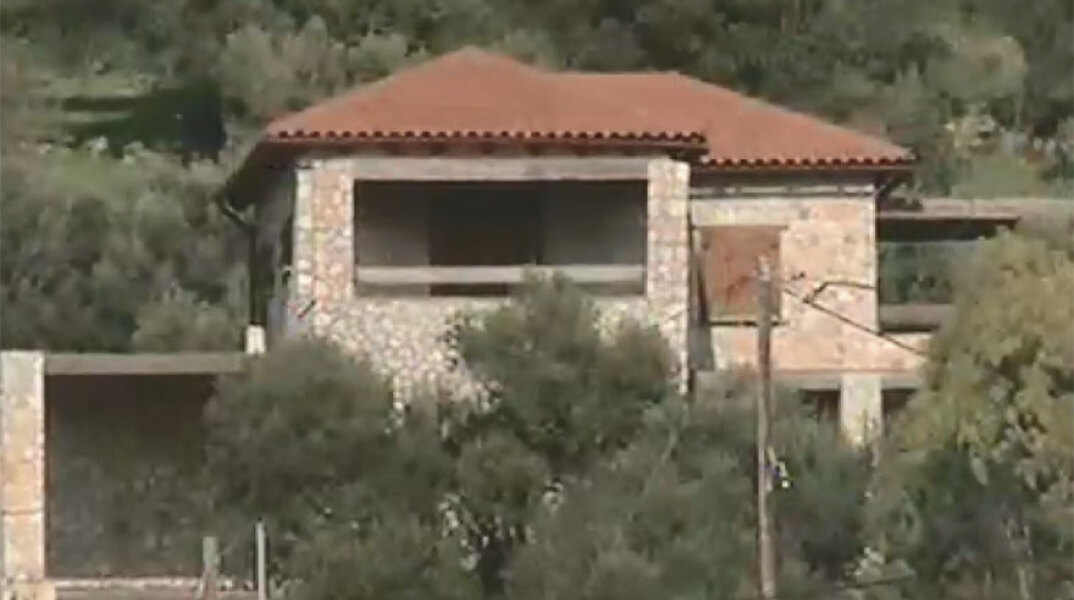 Το υποθηκευμένο σπίτι του Πολάκη στην Κρήτη