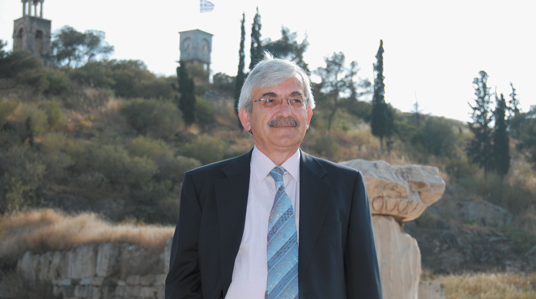 Γιώργος Αμπατζόγλου