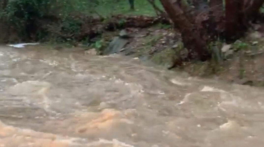 Αποκλείστηκε Μοναστήρι στο Φόδελε 