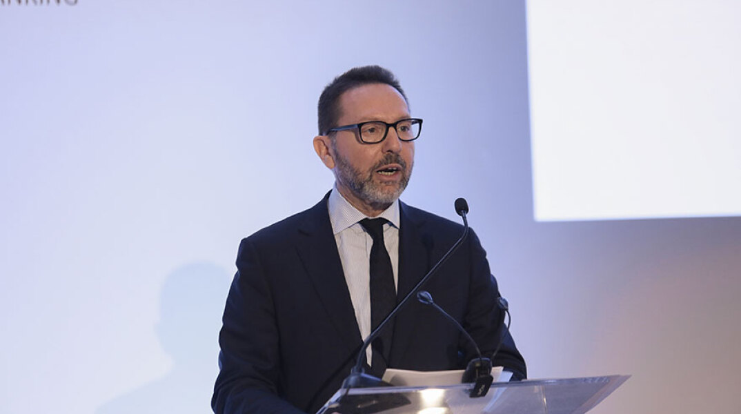 Γιάννης Στουρνάρας