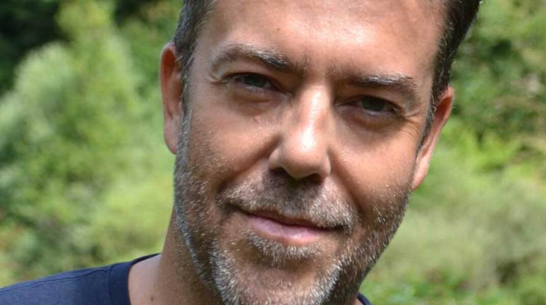 Γιάννης Καλαβριανός