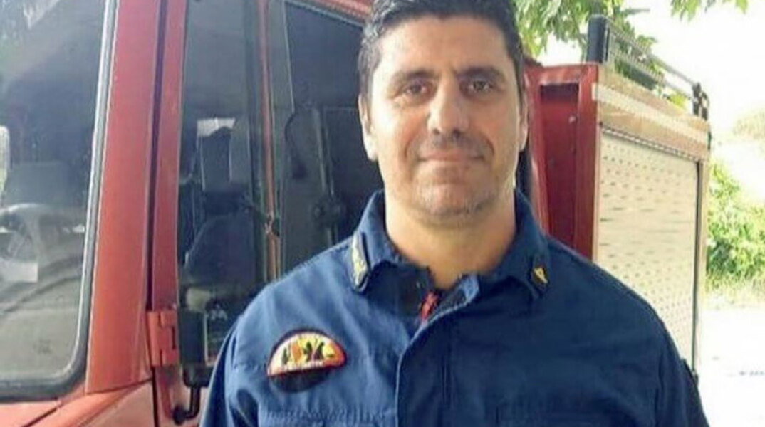 Ο άτυχος πυροσβέστης, Δημήτρης Τσαλής