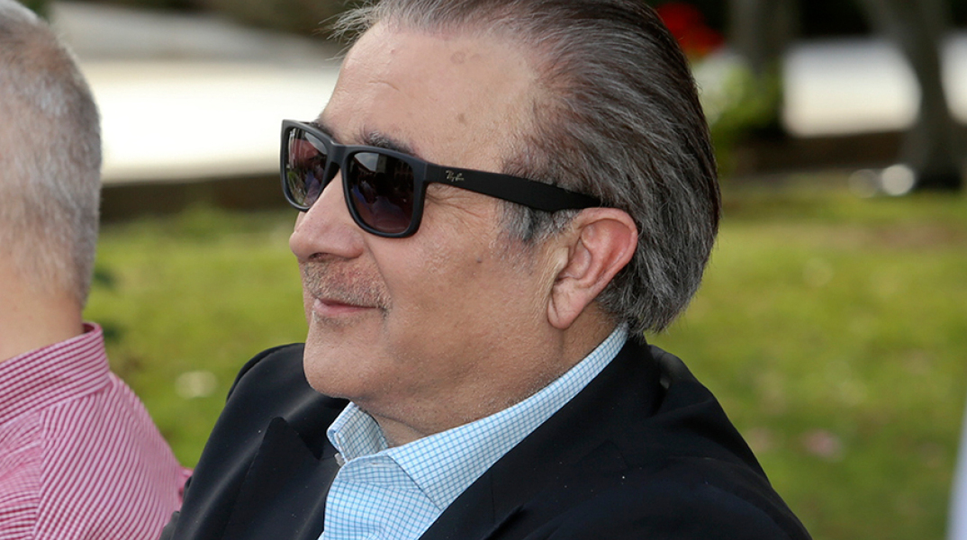 Λάκης Λαζόπουλος