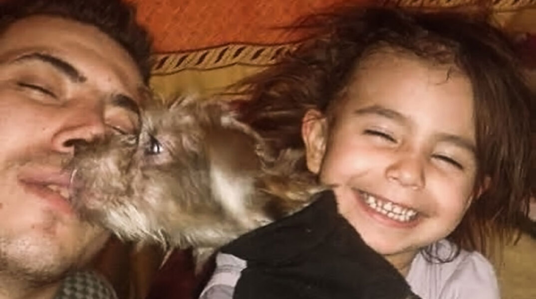 Η μικρή Άννυ με τον πατέρα της