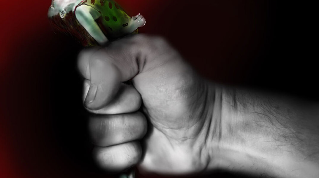 Ενδοοικογενειακή βία