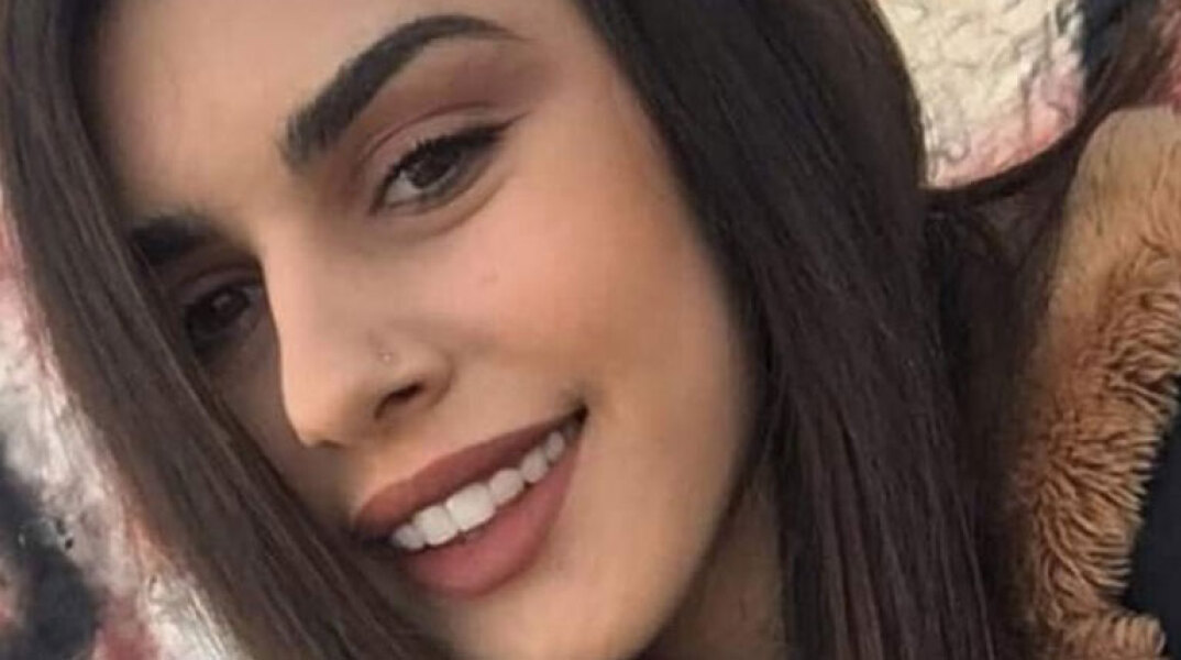 Ευαγγελία Πετροχείλου