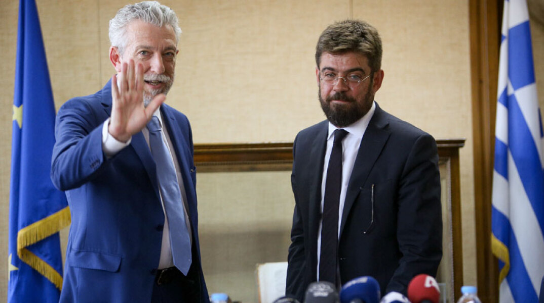 Σταύρος Κοντονής - Μιχάλης Καλογήρου