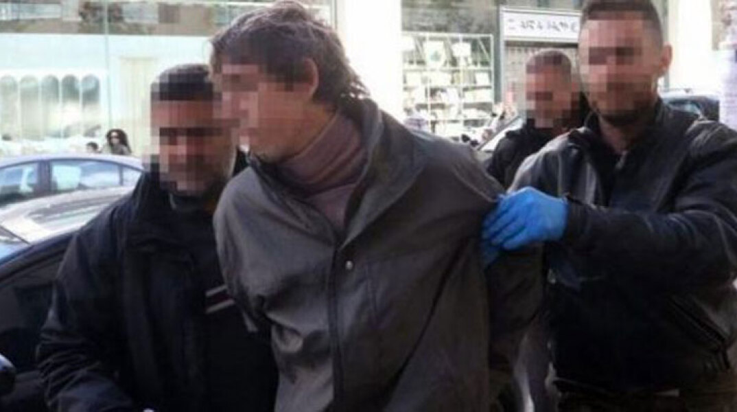 Δώδεκα χρόνια κάθειρξης σε πατροκτόνο