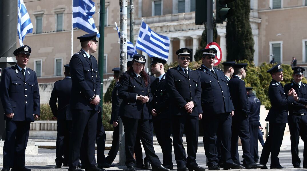 1.600 αστυνομικοί για τη στρατιωτική παρέλαση της Δευτέρας