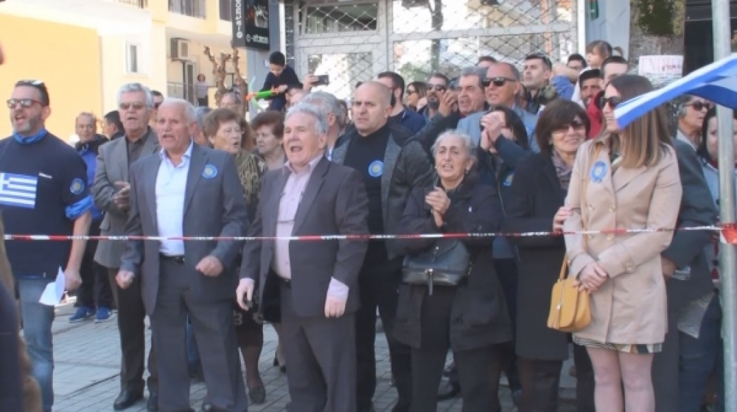 25η Μαρτίου - Γρεβενά: Αποδοκιμάστηκε Συριζαίος βουλευτής